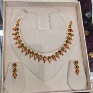 unique coral n pearl necklace